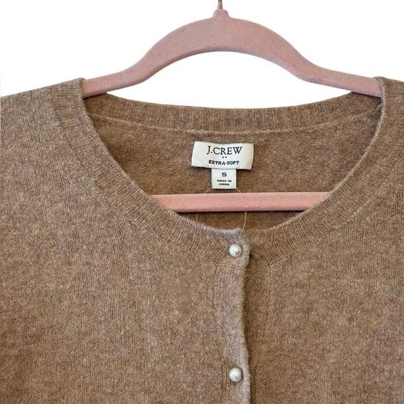 J Crew Extra Soft Puff Sleeve Cardigan - Picture 5 of 12